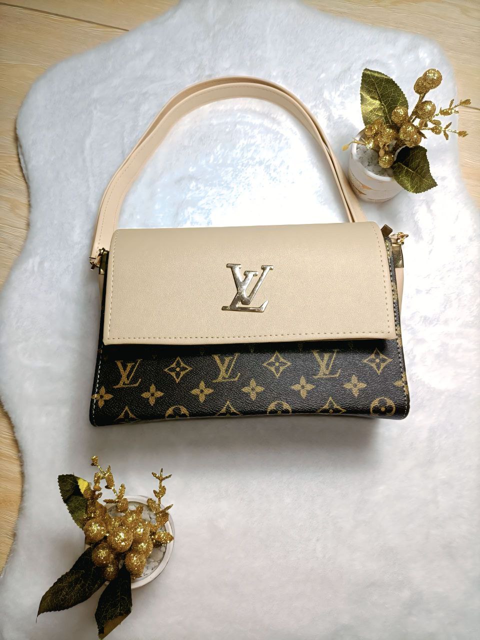 حقيبة نسائية عصرية 2025